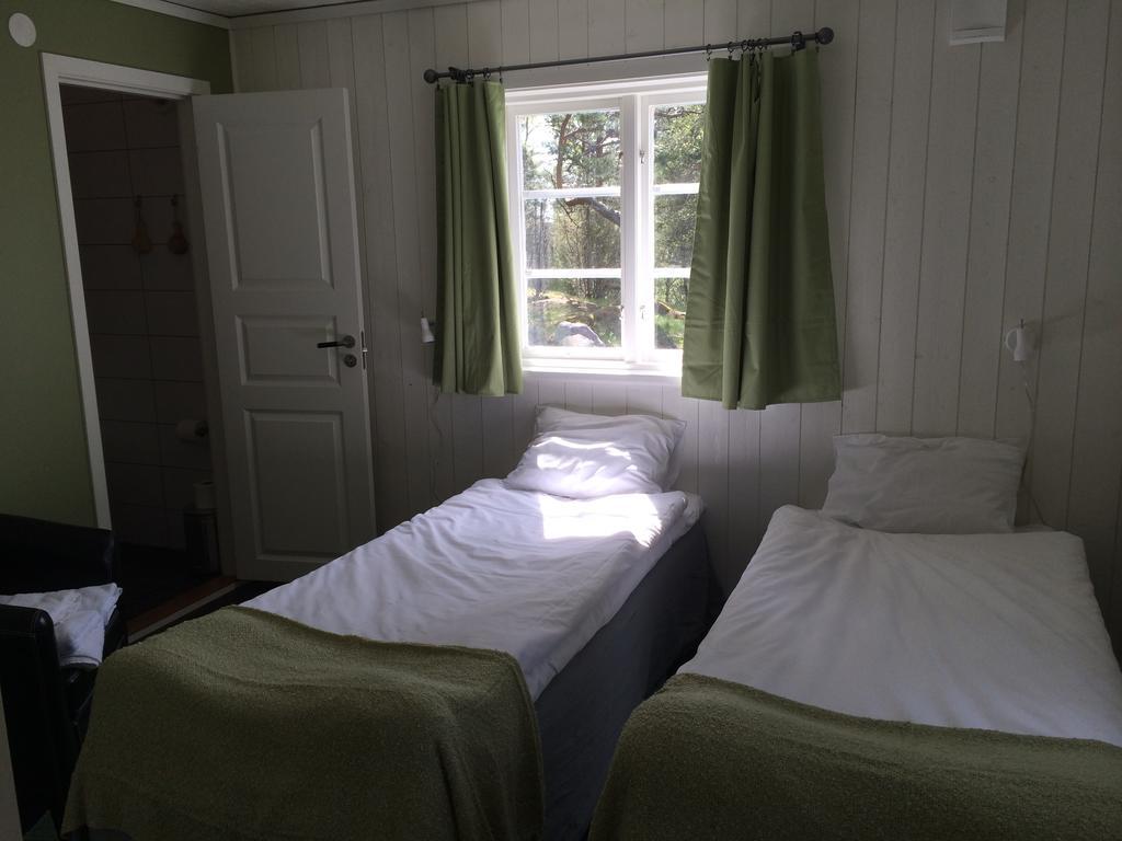 Oesjoenaes Otel Tived Dış mekan fotoğraf